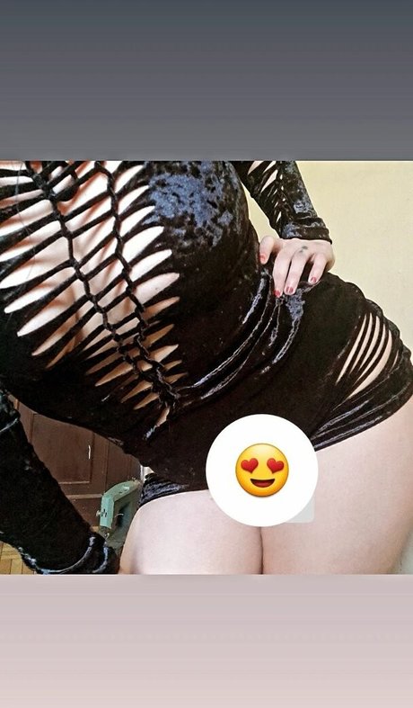 ellens streets pretty pornstar img