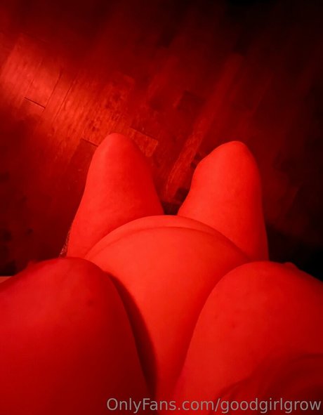 GoodGirlGrow model hd picture