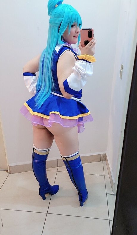 RoxiiCosplay hot model images