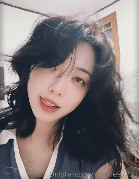 annie97721 pornstar xxx photo