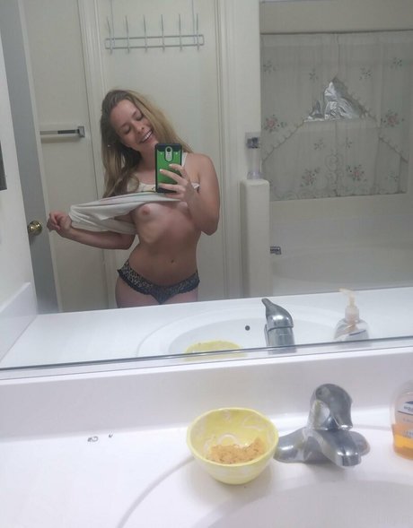 lillillylitxxx hd model images