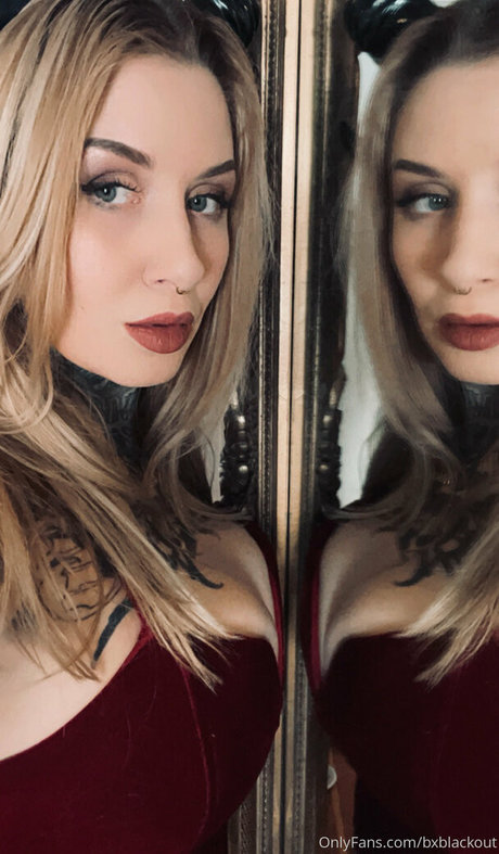 bxblackout pretty actress photo