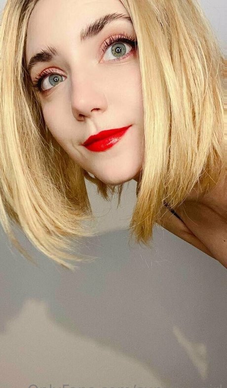 fleurxy perfect pornstar photos