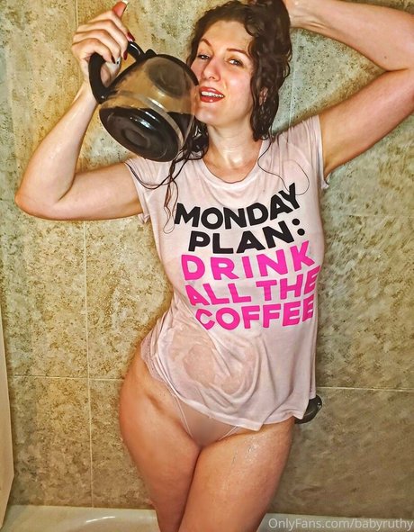 babyruthy model best picture