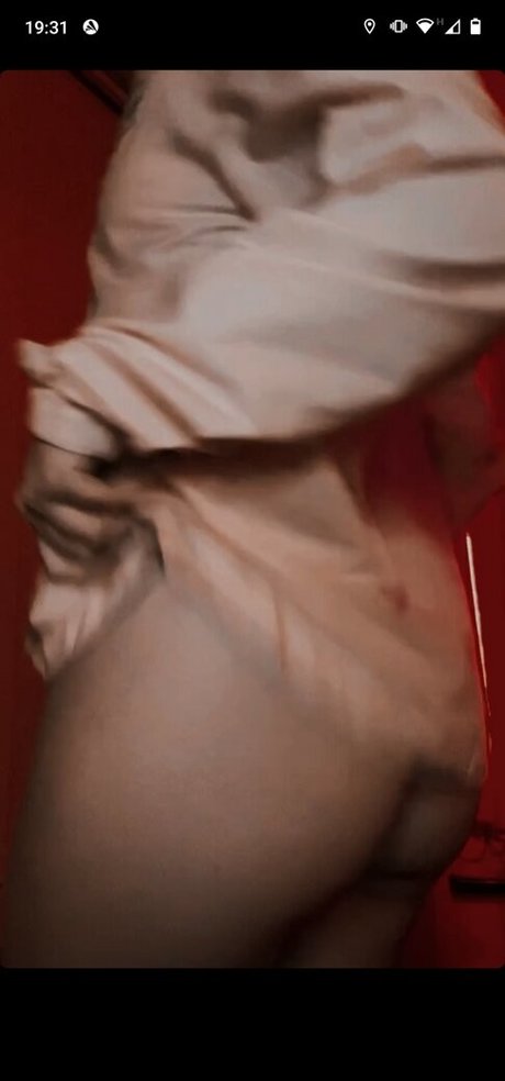 Melissa Nogas pretty pornstar image