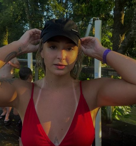 Gabi Gagliassi star art gallery