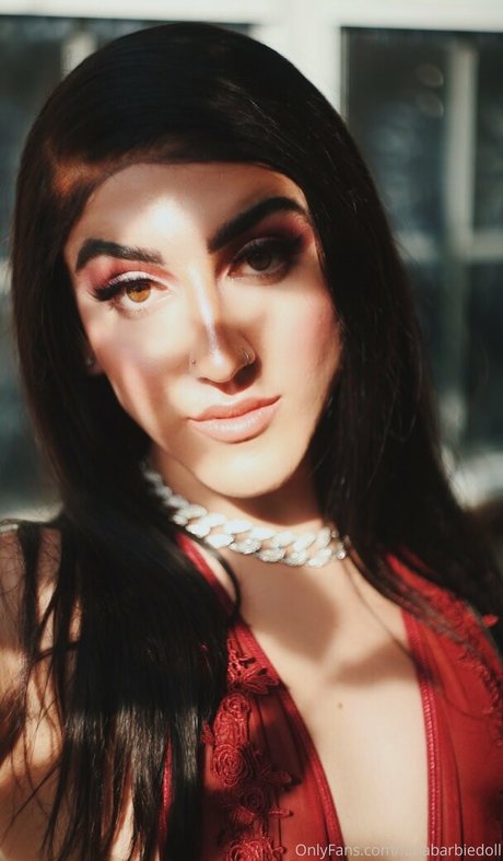 lunabarbiedoll beautiful actress gallery