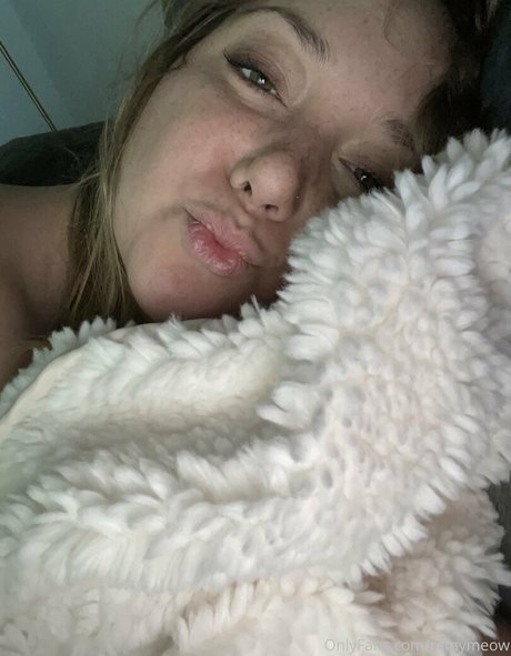 remymeow nice actress pics