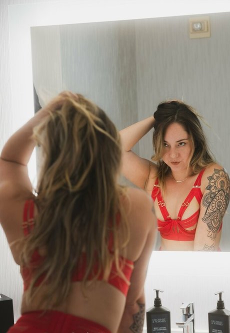 remymeow erotic model galleries