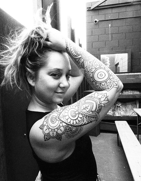 remymeow exclusive model pictures