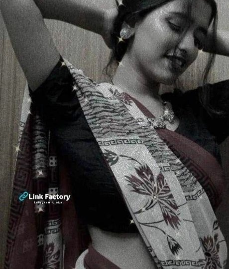 Sanjana Saba sexy actress picture