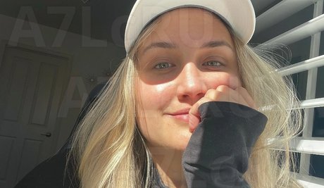 Naomi Kyle naked star images