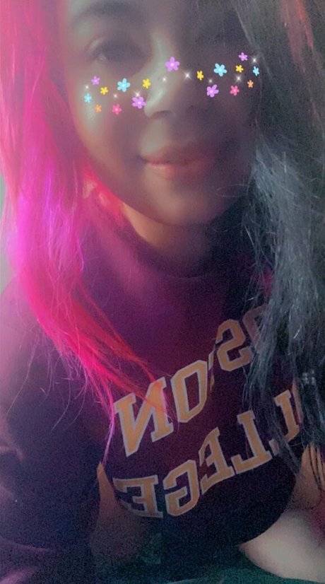 taylorhenriesfree erotic star photos