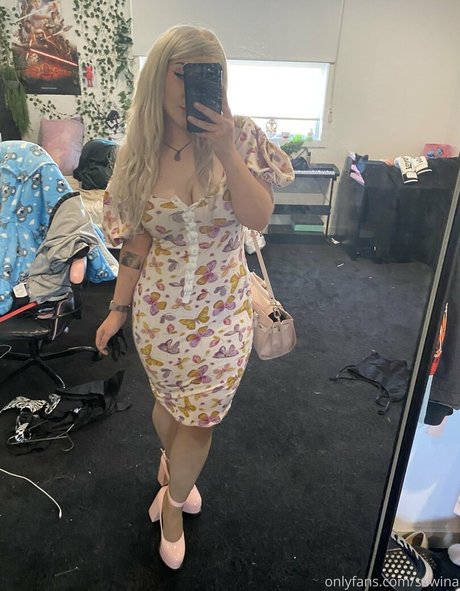 skinny ebony teen onlyfans nude image