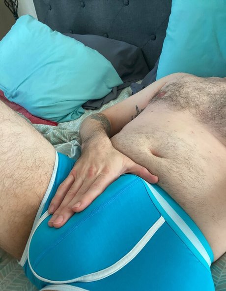 shy town76 free actress photos