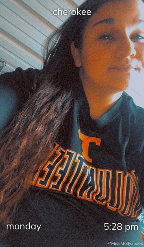 begformolly xxx model archive