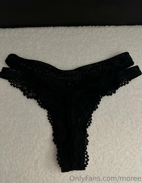 moree model high quality images