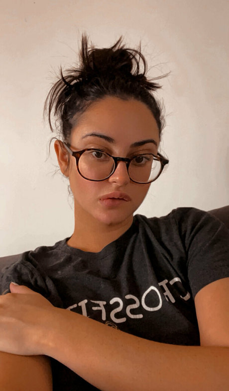 emmafkfree nudes model gallery