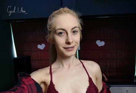 nikki gia vip nude pornstar pics