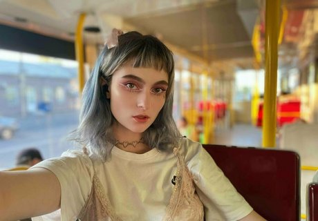 leilaagrace model perfect pic