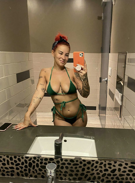 cute onlyfans sexy naked photo