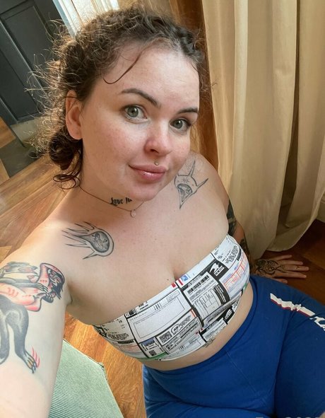 Therealegg2025 hot actress pic