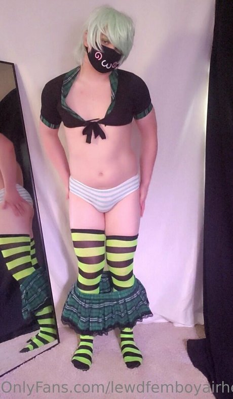 lewdfemboyairhead art star pics
