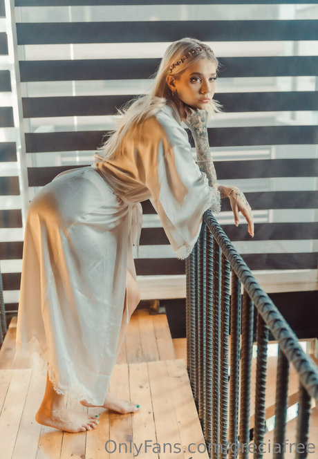 greciafree model gallery