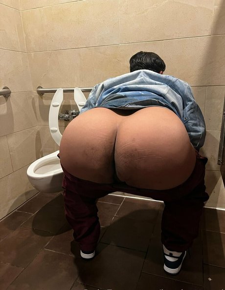 boybutt xxl star hot picture
