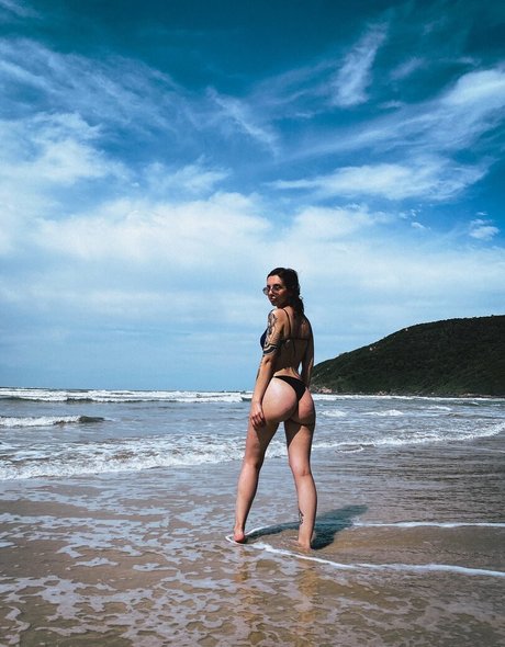 Brubuxi free pornstar photo