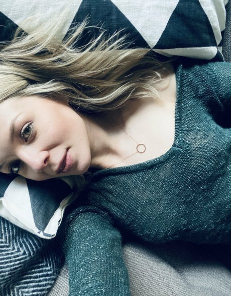 caireen pornstar perfect pics