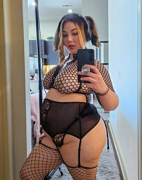 couchqueenie best pornstar pics