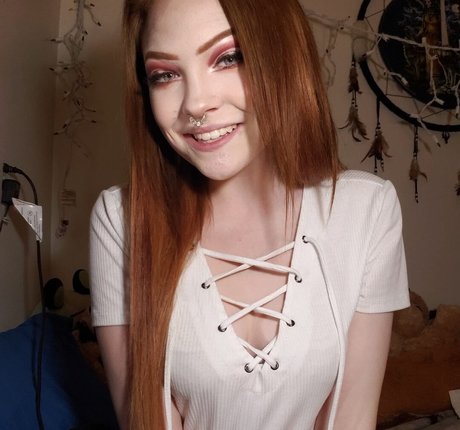 WomenYEG model free picture