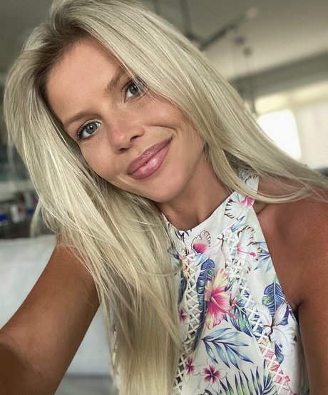 southernbellecowgirl star nudes archive