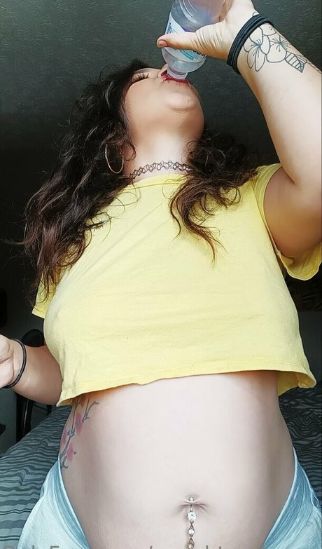 naughtysalamanderfree nude pornstar gallery