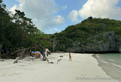 roxysdream naked star archive