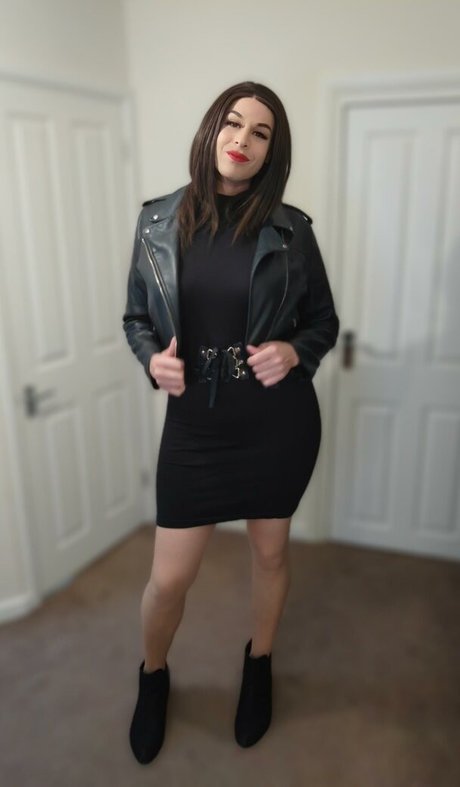 LiaLaRosa hot star pictures