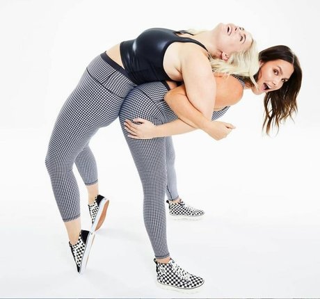 Curvy Goddesses perfect actress img