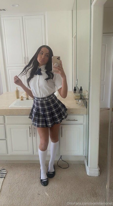 xxxmilamonet model naked gallery