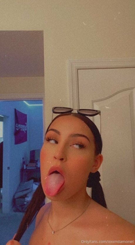 xxxmilamonet model pretty image