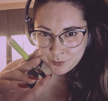 Penelope34J erotic star image