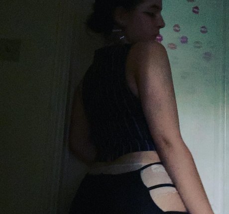 gloryhole wife onlyfans hot porn pics