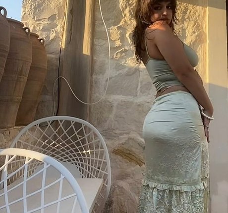 Maddy Adderley hd model image