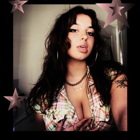 Maddy Adderley star nude photos