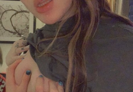 nattiethebaddie nude pornstar image