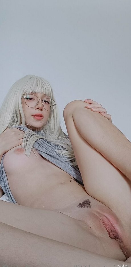 forangel pornographic model photos