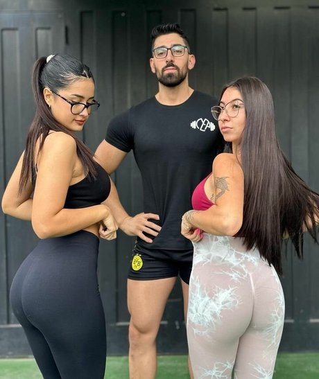 Seleneitor xxx star photo