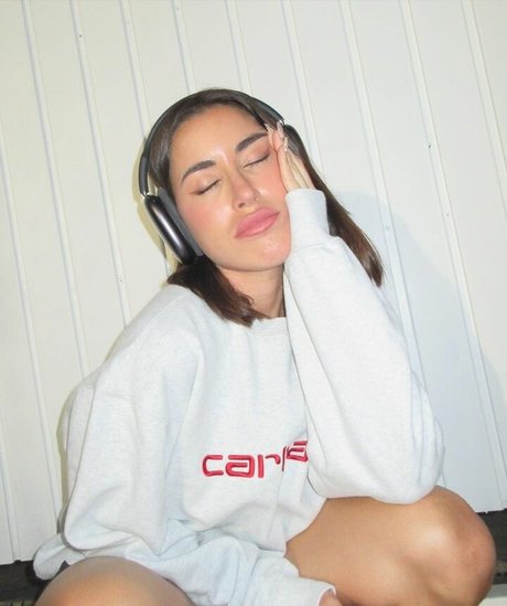 beautiful teen onlyfans nudes pic