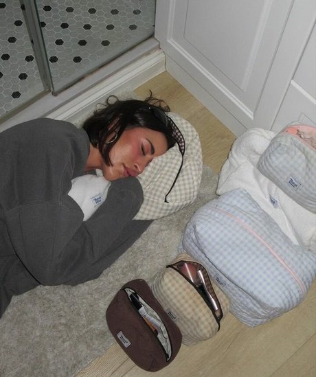 paulagonu pornstar top picture