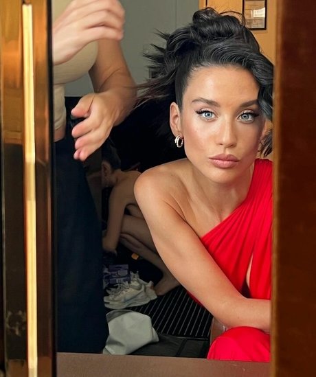 bisexual mmf onlyfans beautiful naked pic